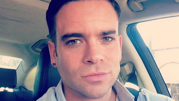 Acusado de posesión de pornografía infantil