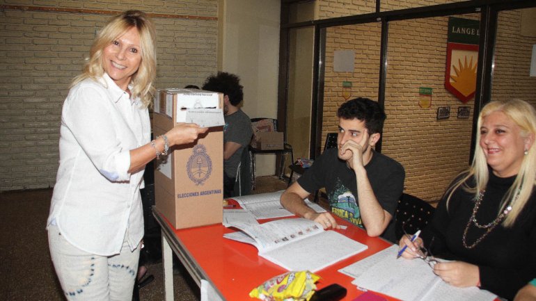 ¿Cómo votaron los famosos?