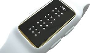Presentó su reloj inteligente para ciegos