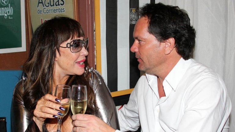 Moria Casan: debut en teatro y cumpleaños