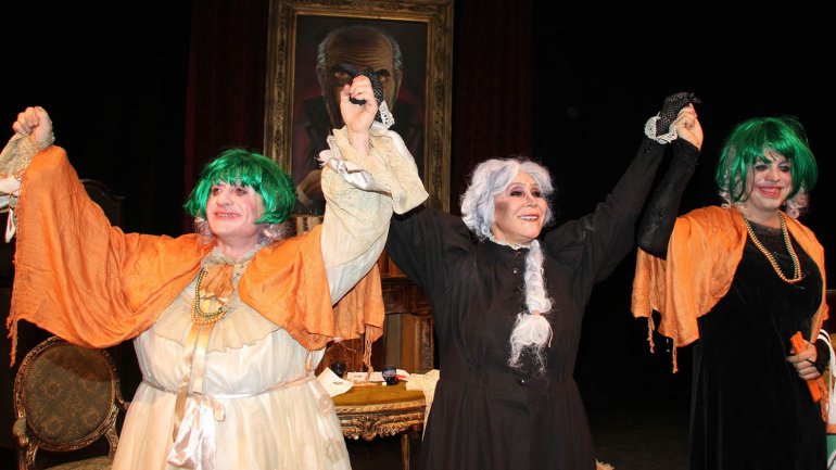 Moria Casan: debut en teatro y cumpleaños