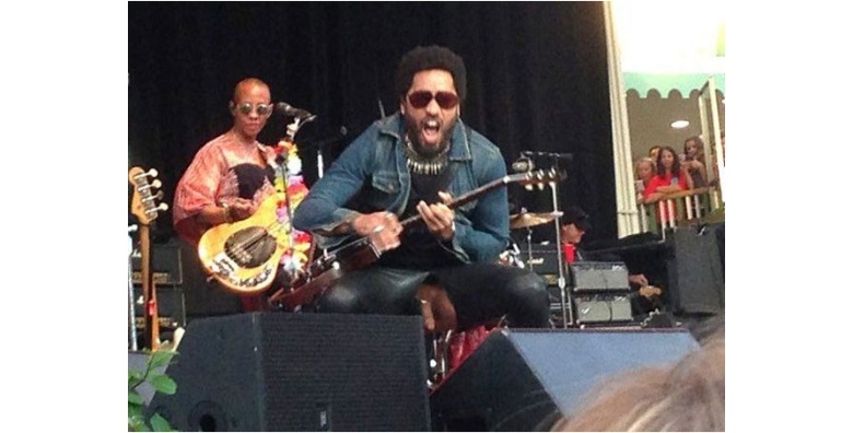Lenny Kravitz mostró su pene en un show