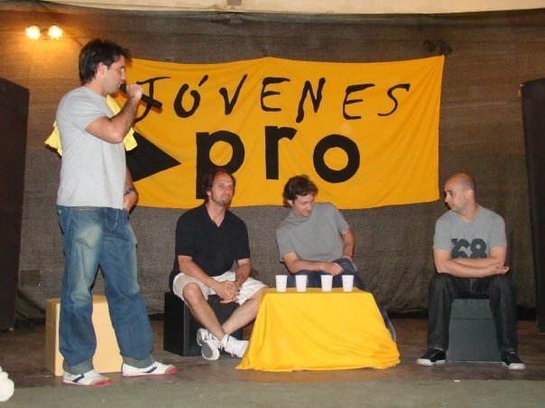Crisis interna en los Jóvenes PRO