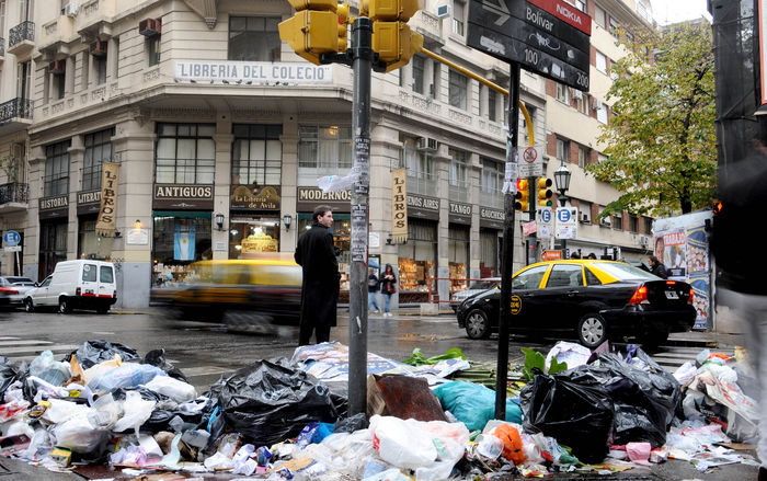 Porteños preocupados por la basura
