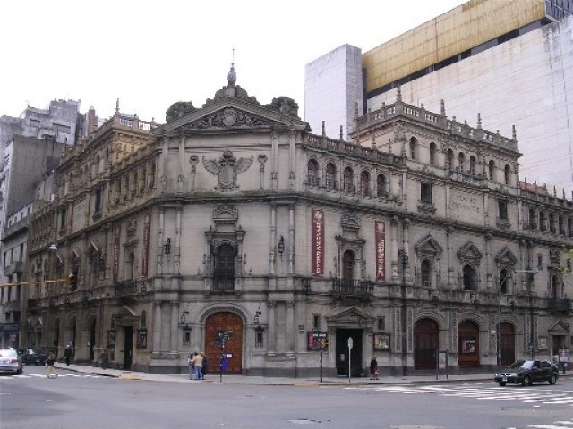 Arreglos en el Teatro Nacional Cervantes