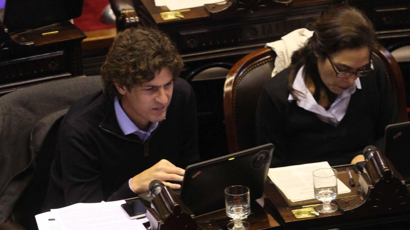 Lousteau le dio quórum a Cambiemos