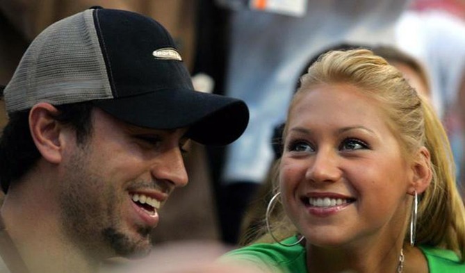 Enrique Iglesias y Kournikova padres primerizos
