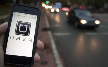 Uber le reclama a la Legislatura de la Ciudad que regule el uso de la aplicación