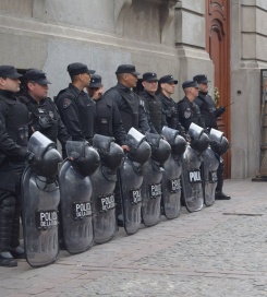 Con la Legislatura vallada y llena de policías, Soledad Acuña presenta su informe sobre Presupuesto 2019