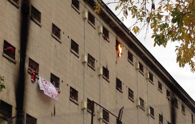 Presos de Devoto protestan por cambios