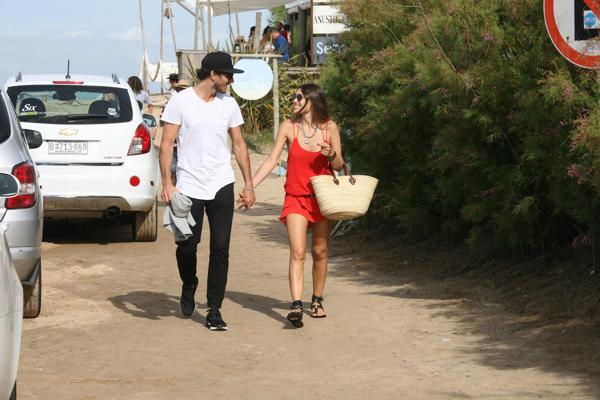 Pampita y Pico enamorados en Uruguay