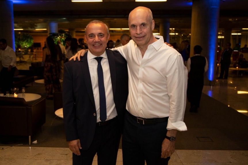 Prorrogan el mandato de Ameijenda en el directorio del Ente de los Servicios Públicos