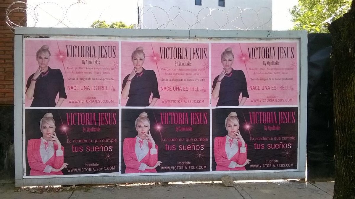 Vicky acusada de estafa por una alumna