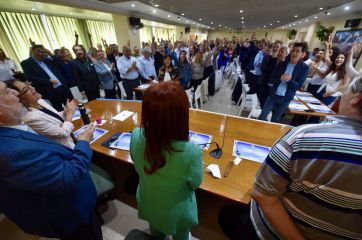 Previo al fallo de Casación CFK se reunió en SMATA con dirigentes del PJ