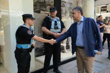 La Ciudad refuerza la seguridad en centros comerciales con armas no letales