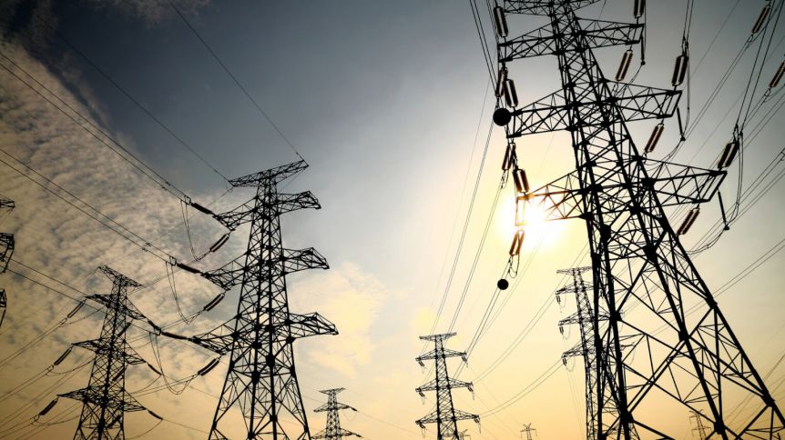 El gobierno creará un cargo fijo en las facturas de luz