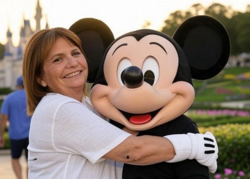 ¿Sigue en Disney? Apuntan a Bullrich por su indiferencia con los incendios