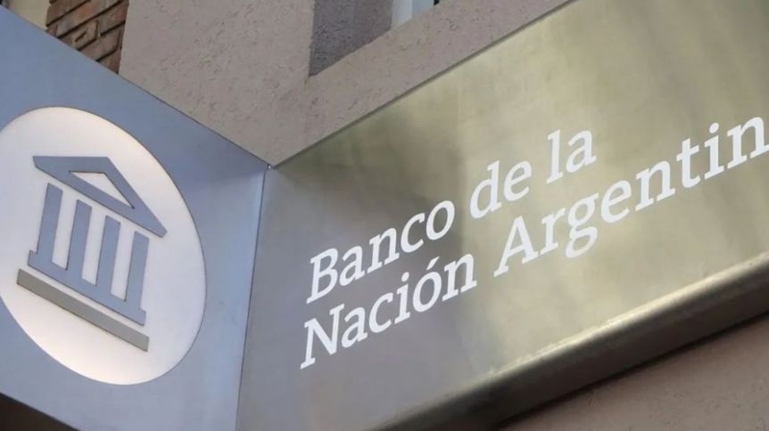 En plena crisis, el Gobierno convierte al Banco Nación en sociedad anónima
