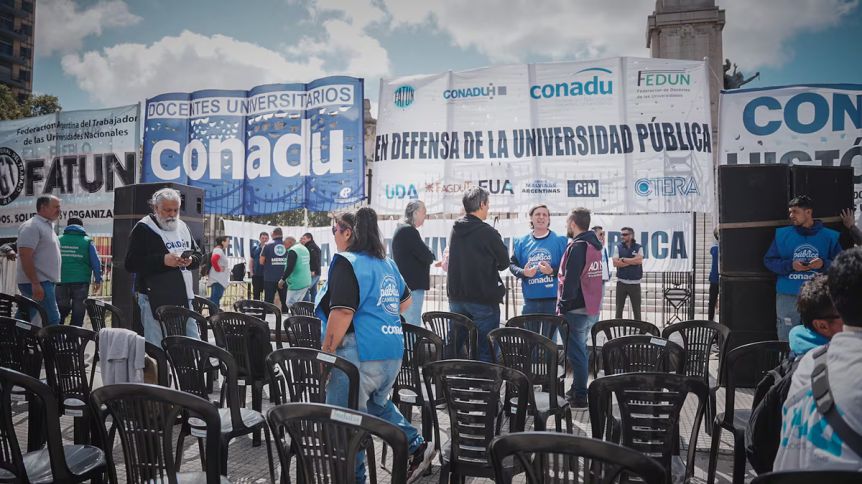 Por falta de presupuesto, las universidades nacionales comienzan un paro de 48 horas