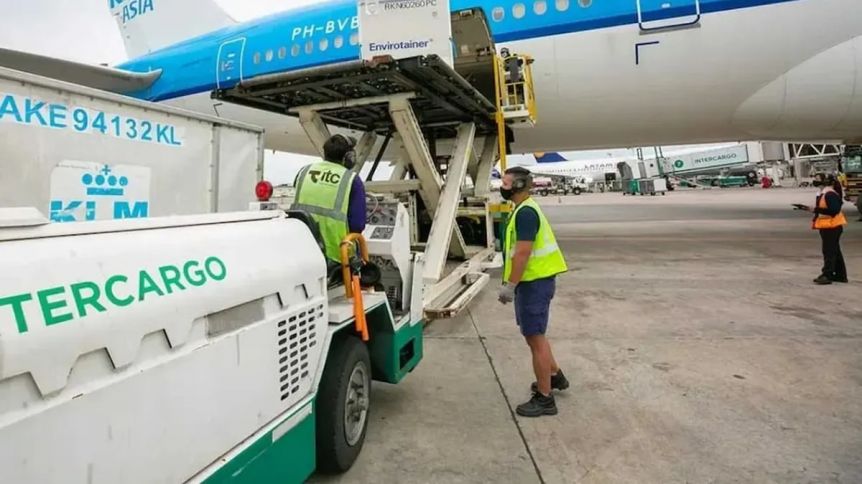 La gestión libertaria decretó la privatización total de Intercargo