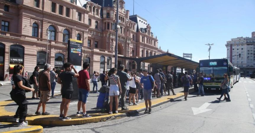 Cómo funcionarán los trenes, subtes y colectivos durante el paro de la CGT