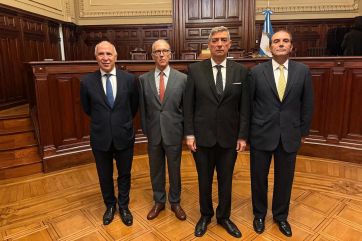 Tras 40 días en su cargo, García Mansilla renunció a la Corte Suprema