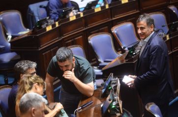 Ocho horas de discusiones, un diálogo de sordos y el riesgo de la ruptura en UxP