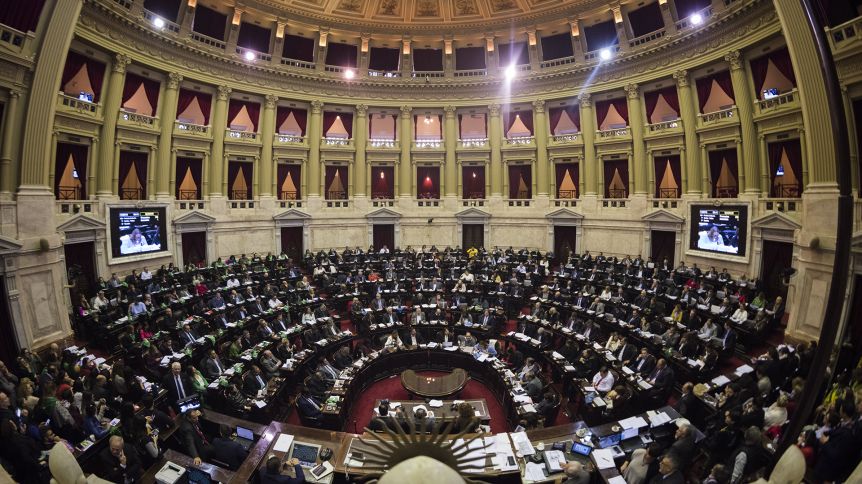 Diputados sesiona por las universidades y el Garrahan: Bahía, afuera del tratamiento
