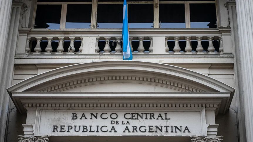 Más dólares para freelancers, menos margen de acción para el sector bancario