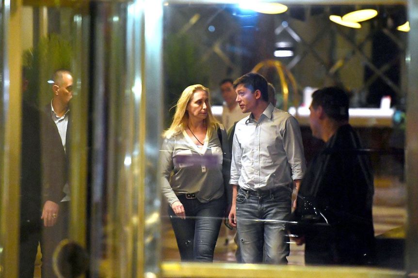 Karina y Santiago Caputo se juntaron para definir la estrategia bonaerense