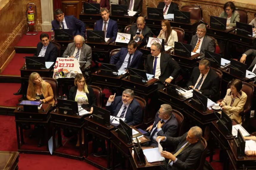 Otro revés legislativo para el gobierno: cayeron dos vetos de Milei