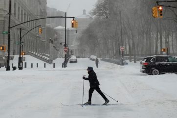 Tormenta invernal extrema golpea a Estados Unidos y paraliza a millones de personas