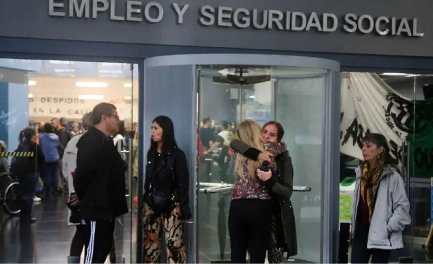 Fin del presentismo: un golpe de lleno a los ingresos de miles de trabajadores estatales