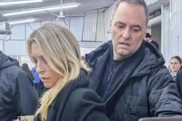 Entró la balubi: el viaje de Adorni encendió las redes y sus excusas lo empeoraron todo