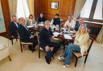 Encuentro libertario: Karina convocó, pero debió suspenderse por la sesión en el Senado