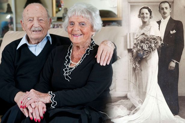 Una pareja inglesa celebra 80 años de casados