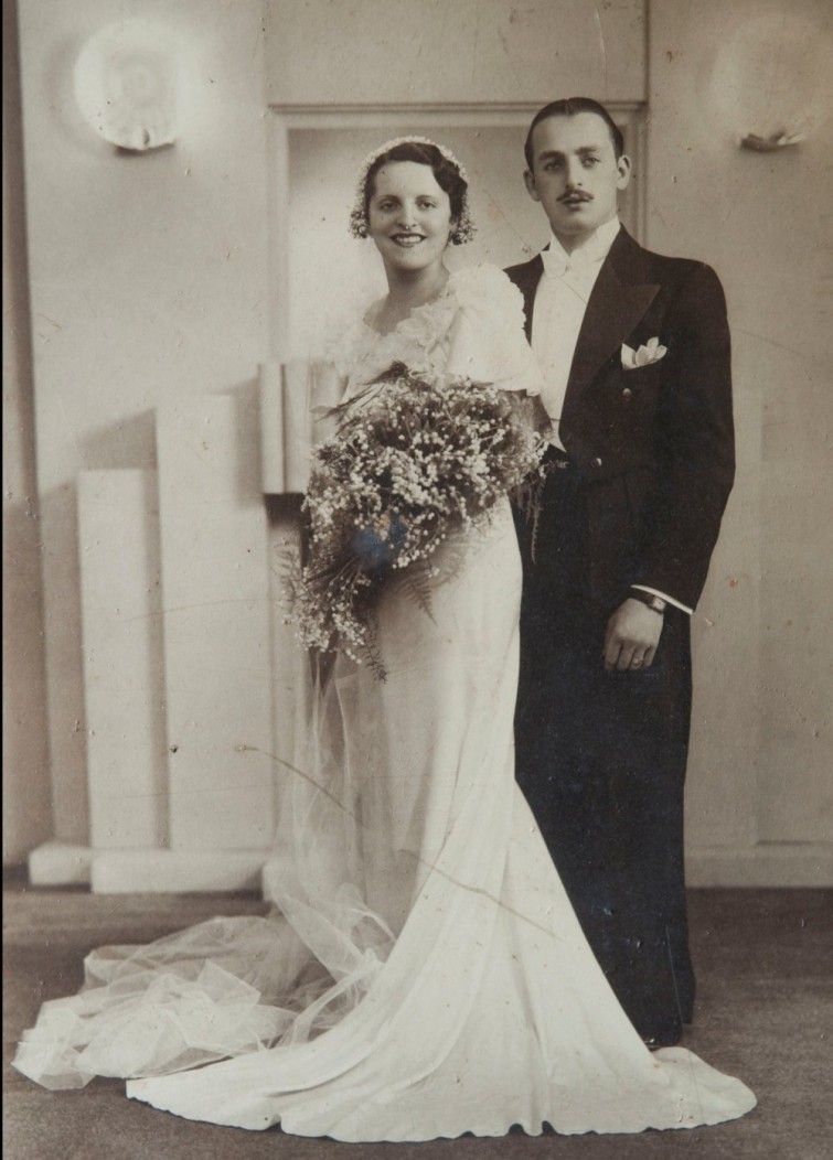 Una pareja inglesa celebra 80 años de casados